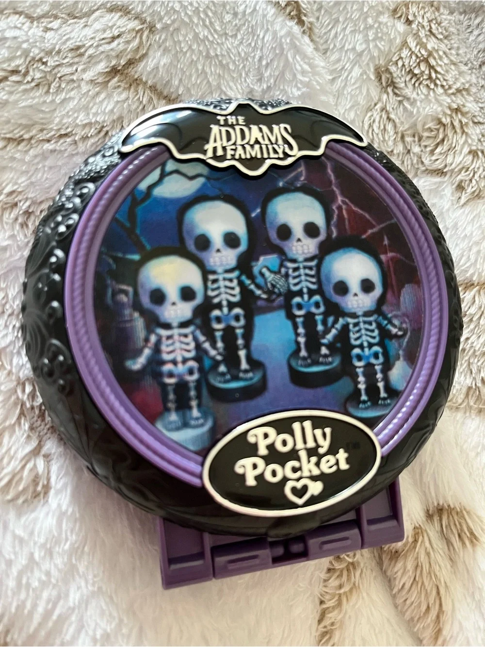 Polly Pocket The Addams Family Mini Playset - Purple & Black - Picture 3 of 8